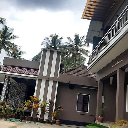 Linn View Home Stay Munnar Ngoại thất bức ảnh