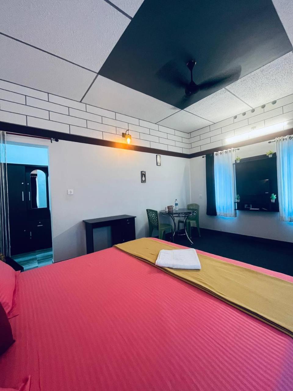 Linn View Home Stay Munnar Phòng bức ảnh